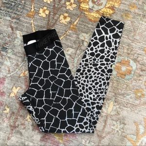 Nike pro dri fit engineered giraffe print leggings
